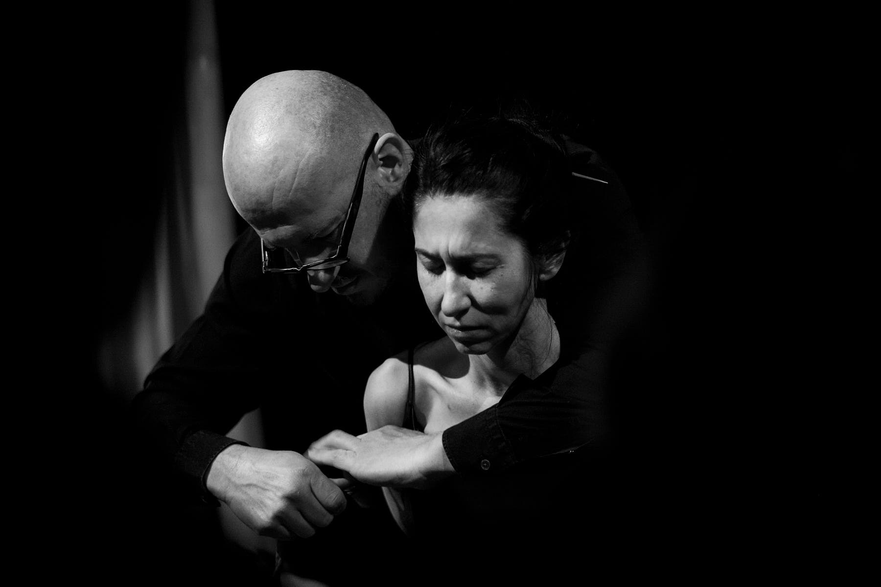 Gote rope bondage intimacy couple